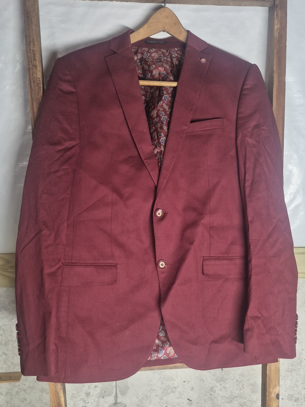 Men's Burgundy Blazer - Classic Two-Button Suit Jacket